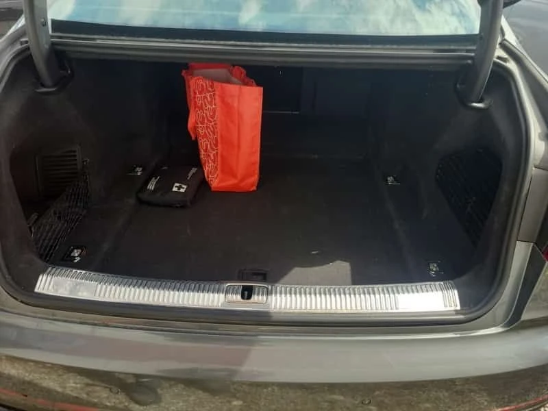 Audi A8 * CARFAX * S LINE * 2 КЛЮЧА * ОБДУХВАНЕ, снимка 16 - Автомобили и джипове - 54320830