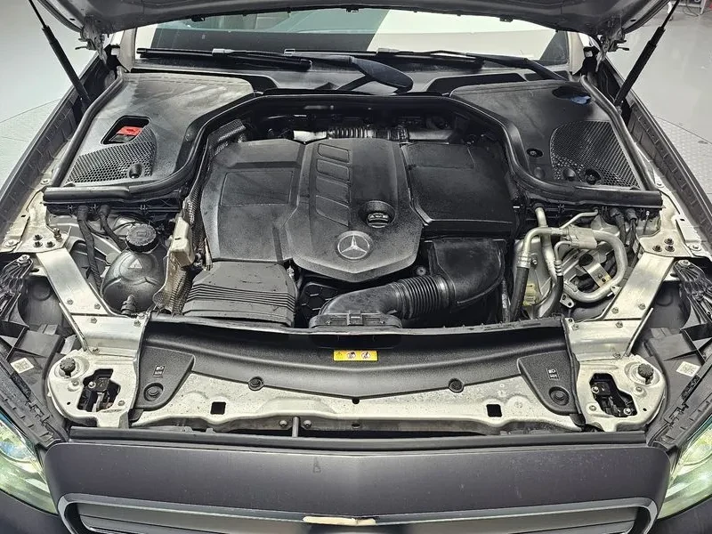 Mercedes-Benz E 220 Avantgarde - - САМО 30% АВАНС, снимка 6 - Автомобили и джипове - 55429292