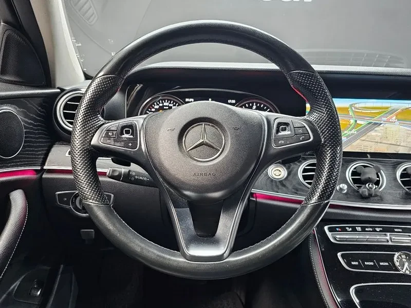 Mercedes-Benz E 220 Avantgarde - - САМО 30% АВАНС, снимка 13 - Автомобили и джипове - 55429292