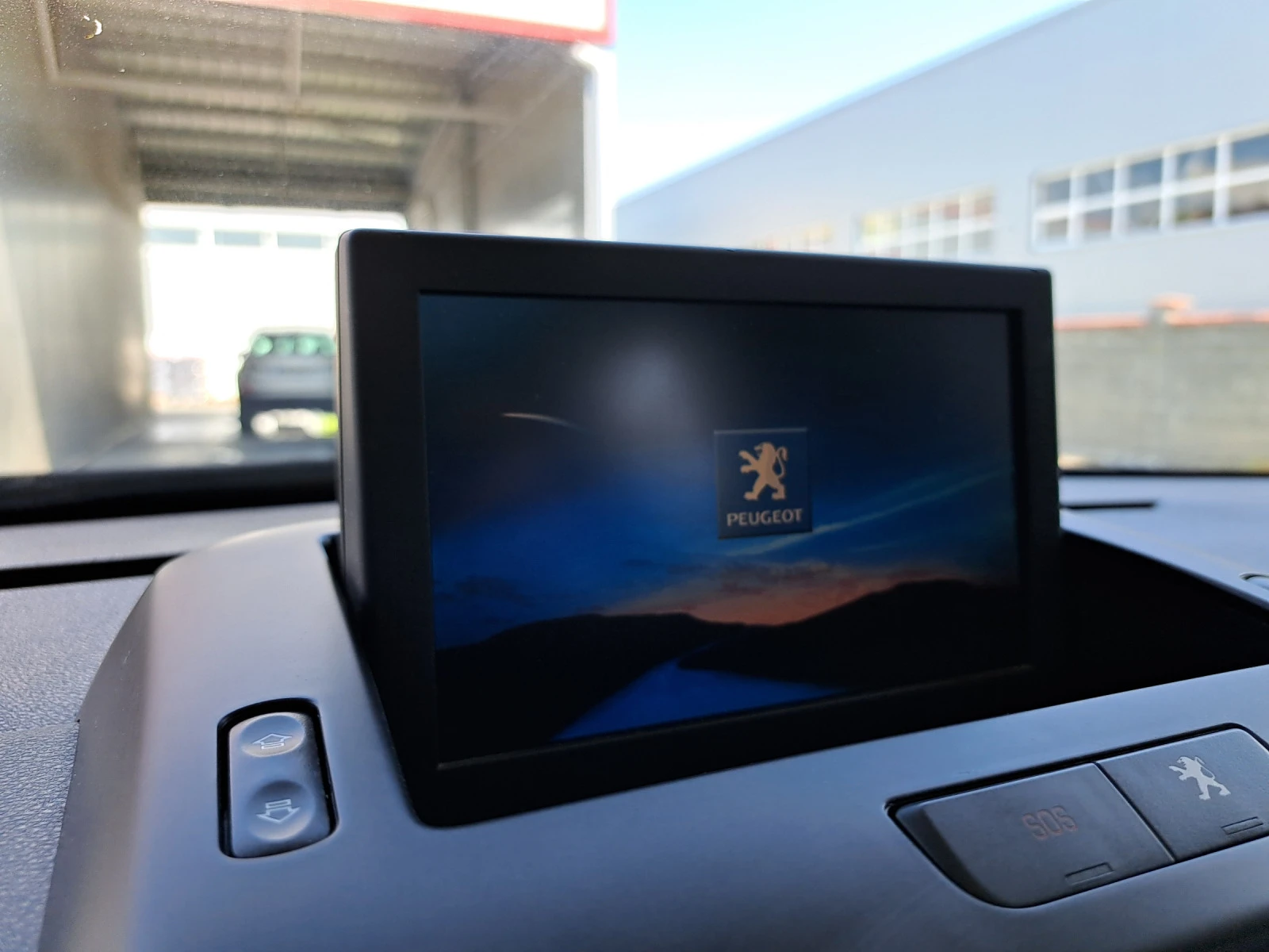 Peugeot 5008 1.6 HDI* PANORAMA* HEAD UP* NAVI* DVD* TOP | Mobile.bg   13