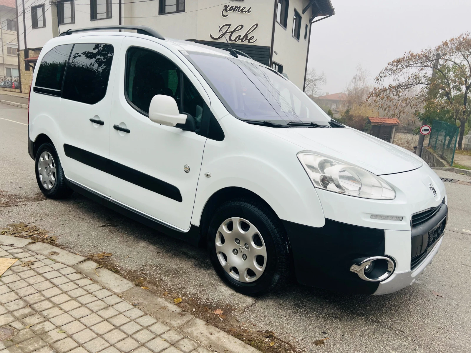 Peugeot Partner 1.6 e-HDI 115 - изображение 8