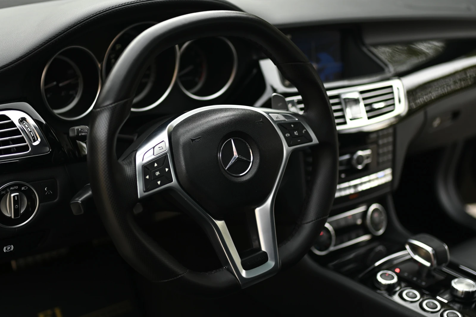 Mercedes-Benz CLS 63 AMG DISTRONIC/HARMAN/KARDON/// | Mobile.bg   15