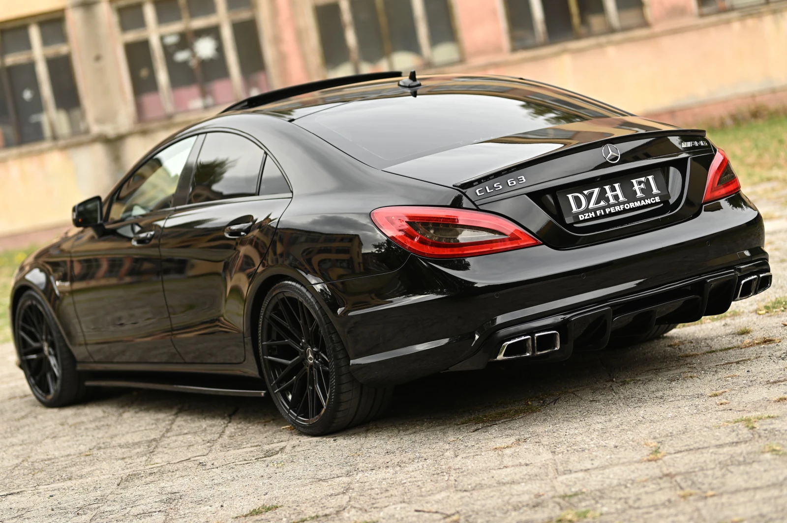 Mercedes-Benz CLS 63 AMG * DISTRONIC* HARMAN/KARDON* ШИБЕДАХ* ПОДГРЕВ* О - изображение 7