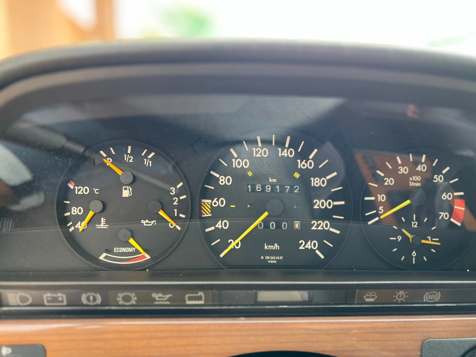 Mercedes-Benz 126 300 SE 188hp Klimatronik | Mobile.bg   11