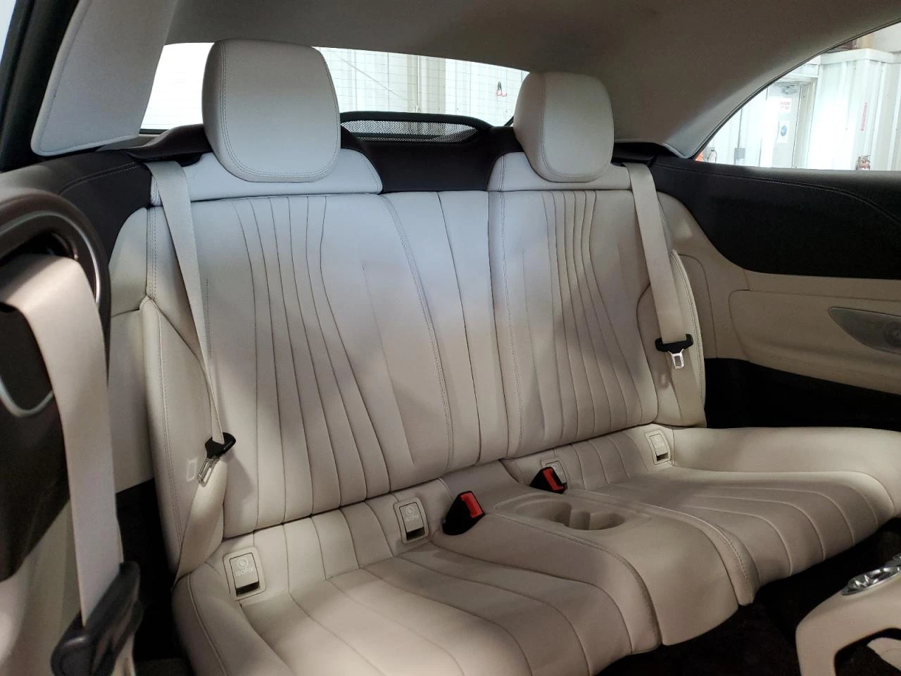Mercedes-Benz E 450 4MATIC - изображение 9