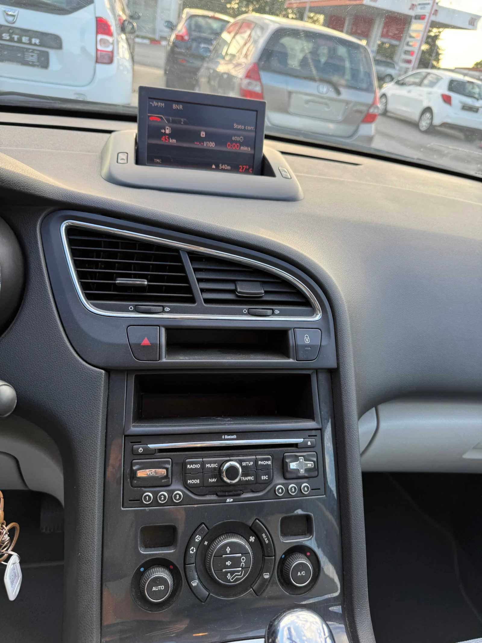 Peugeot 5008 1.6HDI  euro 5B - изображение 7