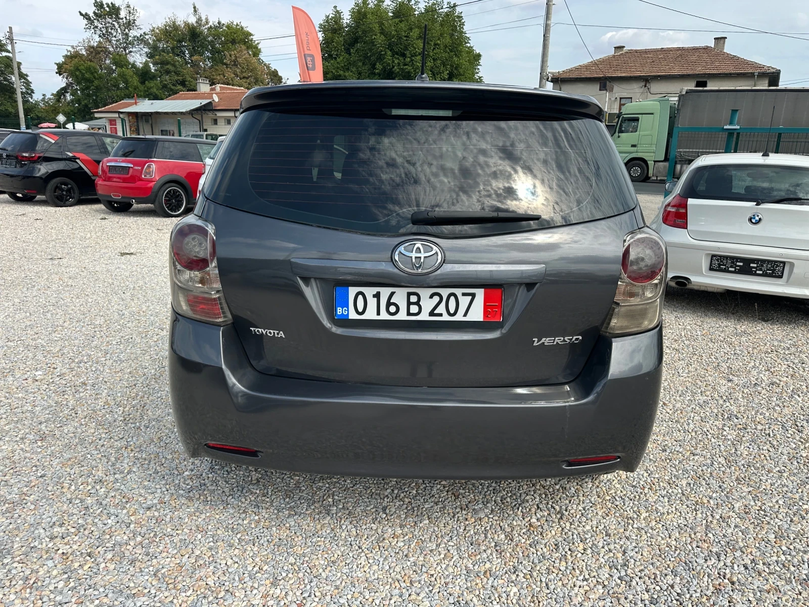 Toyota Verso 2.0 D4D 7-МЕСТЕН - изображение 5