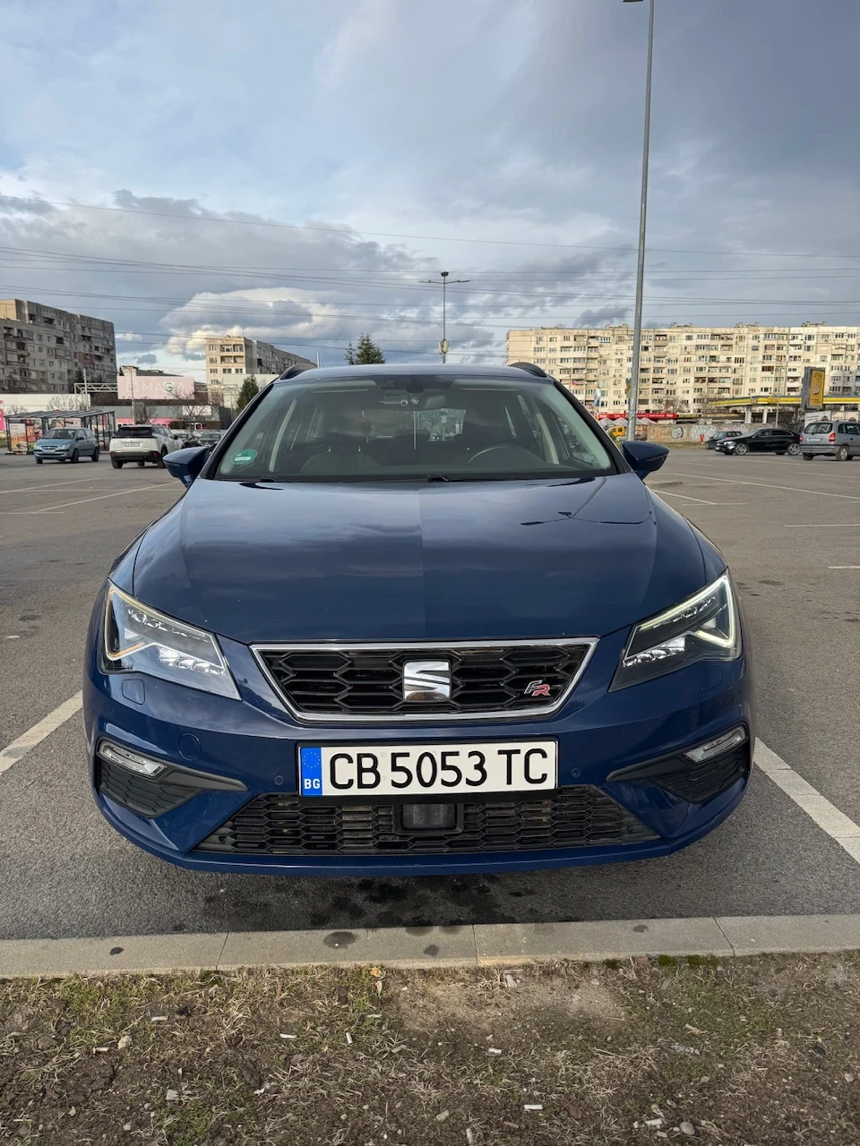 Seat Leon FR Face 2.0TDI 150PS 6МТ Distronic - изображение 3