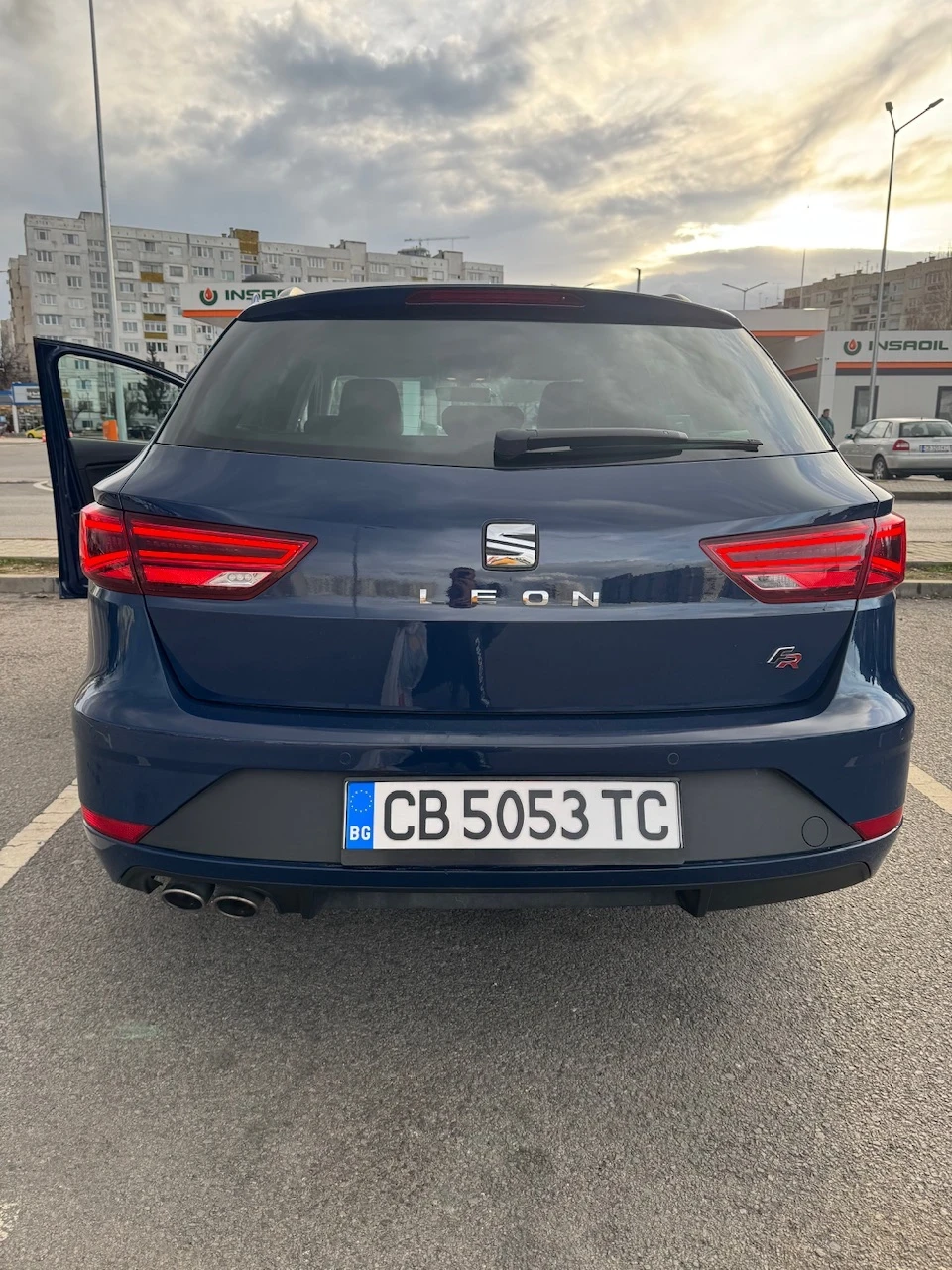Seat Leon FR Face 2.0TDI 150PS 6МТ Distronic - изображение 2