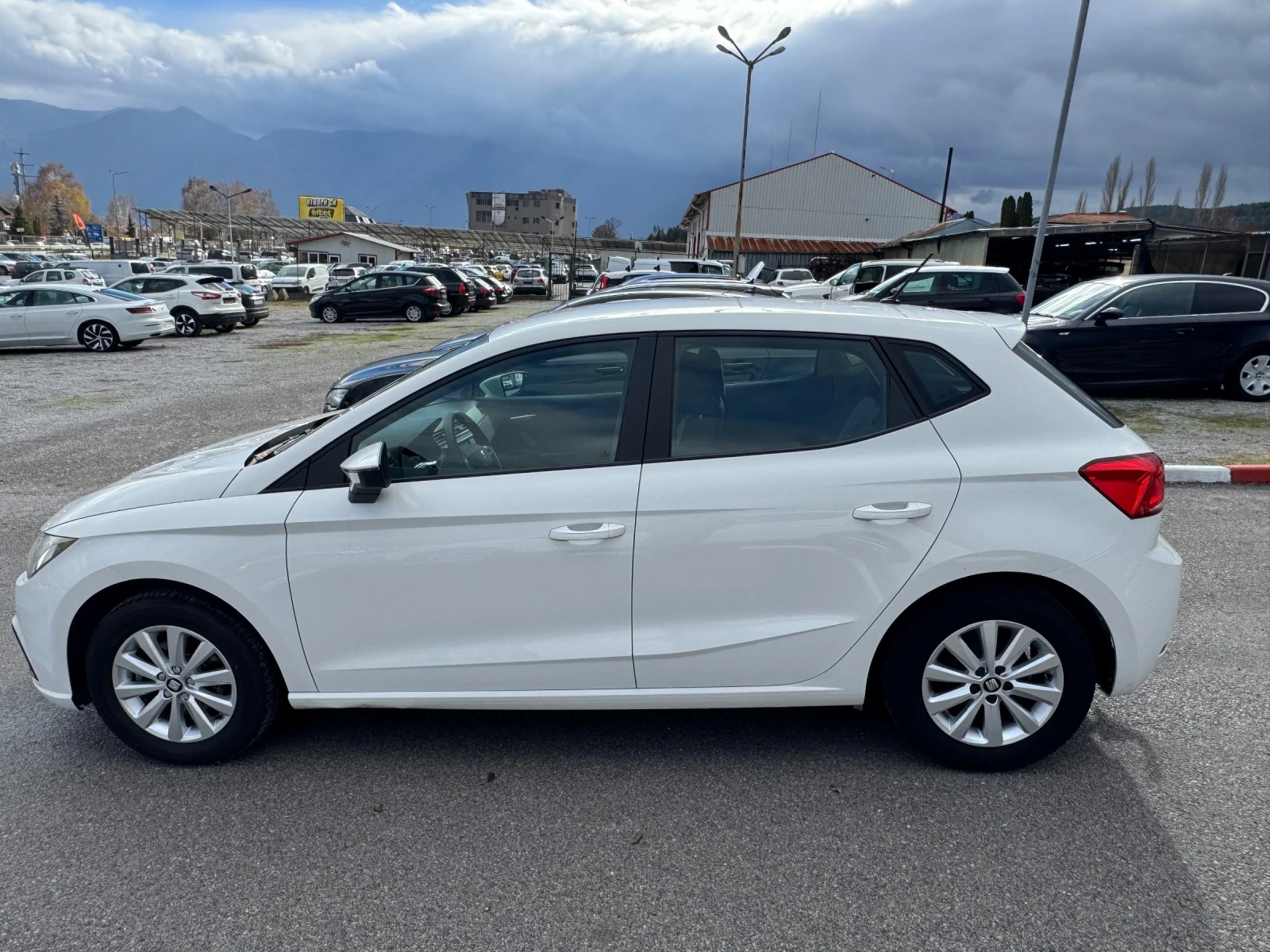 Seat Ibiza 1.6 TDI Style - изображение 8