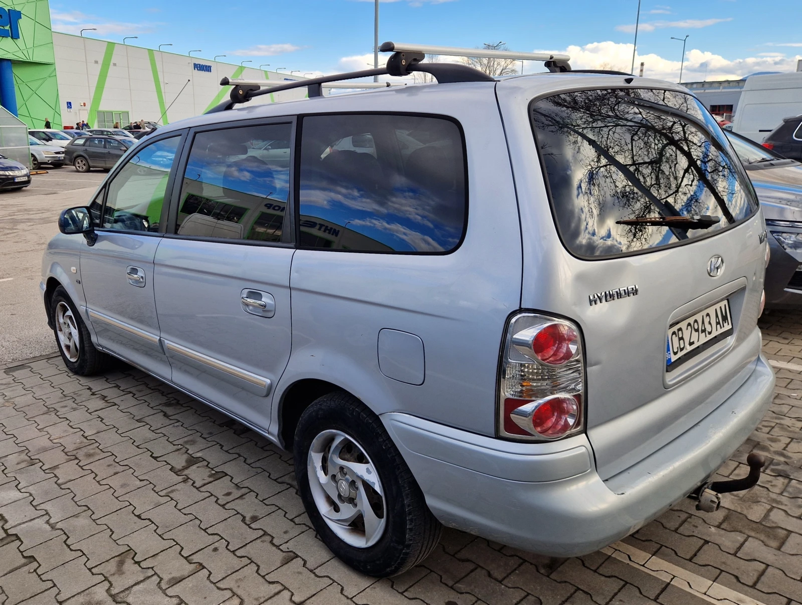 Hyundai Trajet 2.0 CRDI - изображение 3