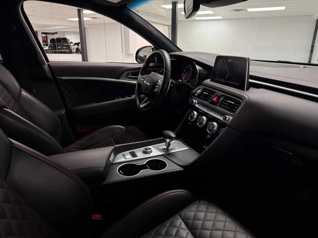 Genesis G70 * SPORT 365HP V6 BITURBO AWD BREMBO, снимка 16 - Автомобили и джипове - 53879873