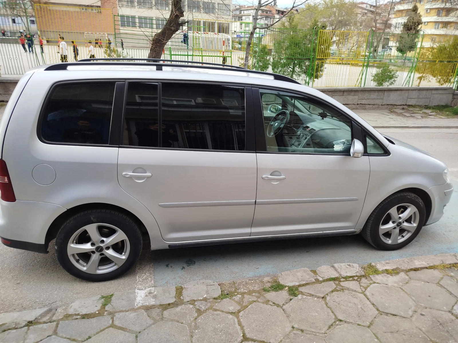 VW Touran Touran, снимка 5 - Автомобили и джипове - 54173014