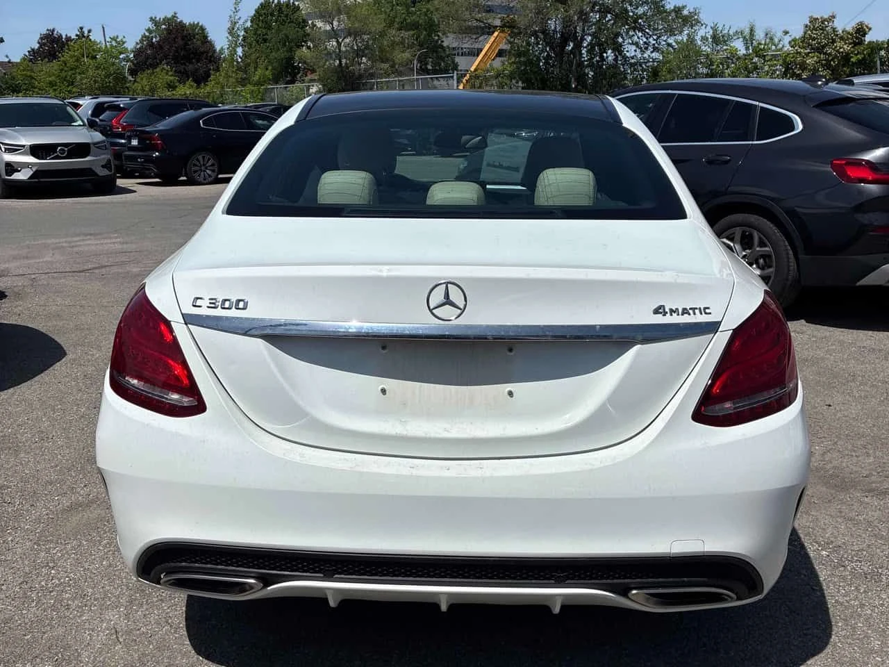 Mercedes-Benz C 300 4MATIC/ПАНОРАМА/ПОДГРЕВИ/ВТОРИ ГУМИ И ДЖАНТИ, снимка 5 - Автомобили и джипове - 54759419