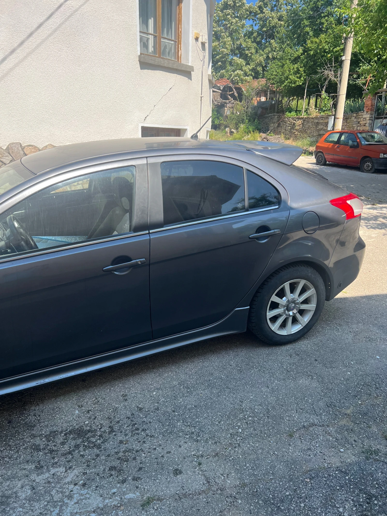 Mitsubishi Lancer Газ, снимка 3 - Автомобили и джипове - 55317731