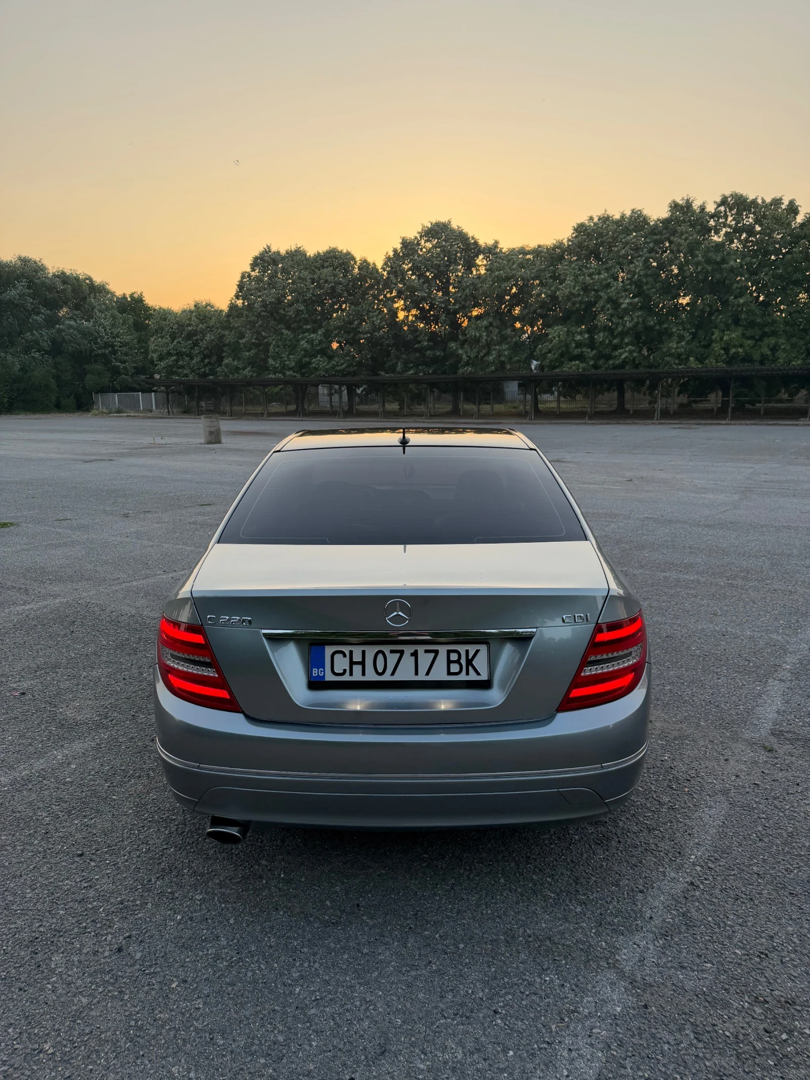 Mercedes-Benz C 220 C220, снимка 3 - Автомобили и джипове - 55335242