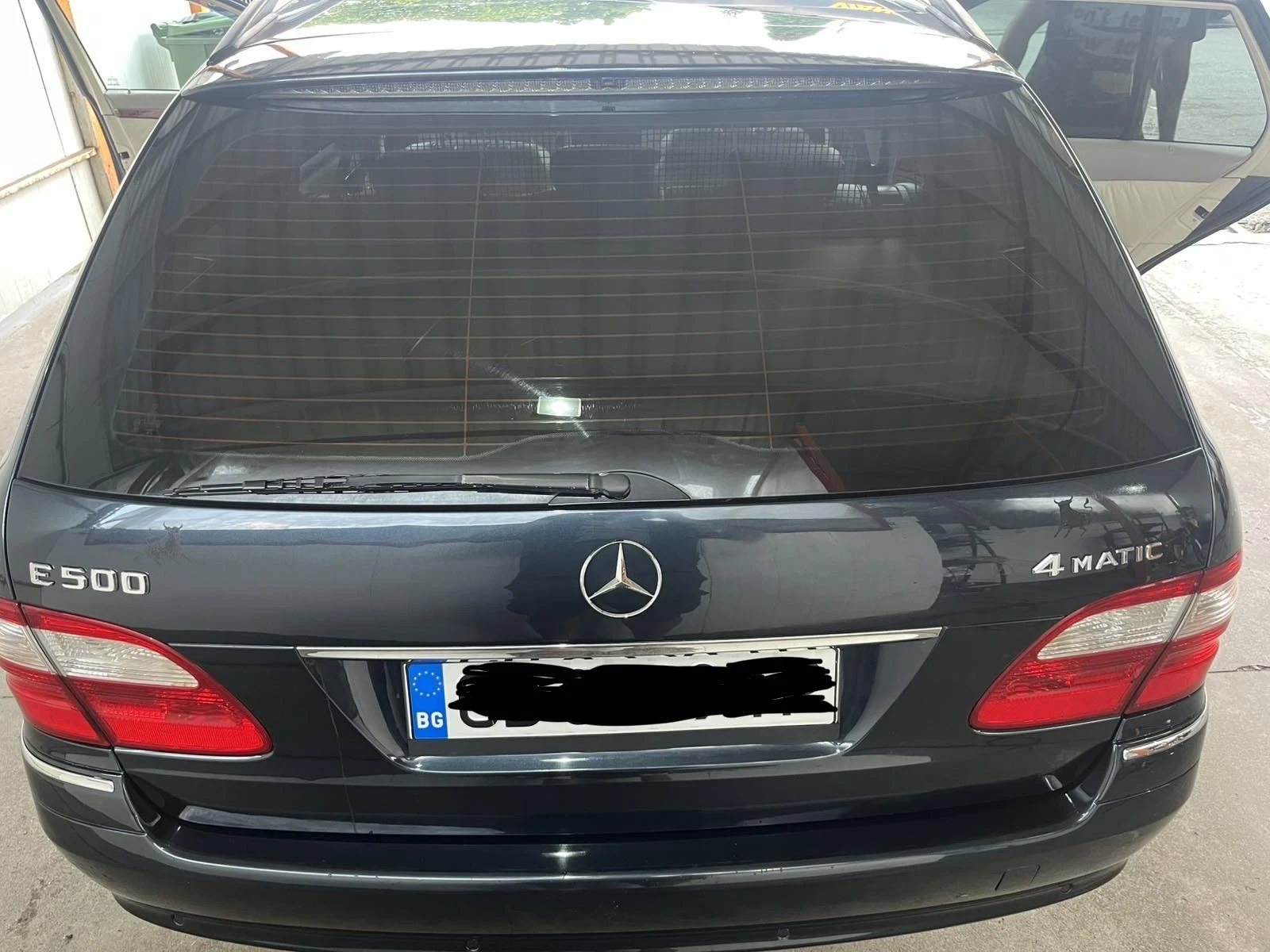 Mercedes-Benz E 500, снимка 4 - Автомобили и джипове - 55386554