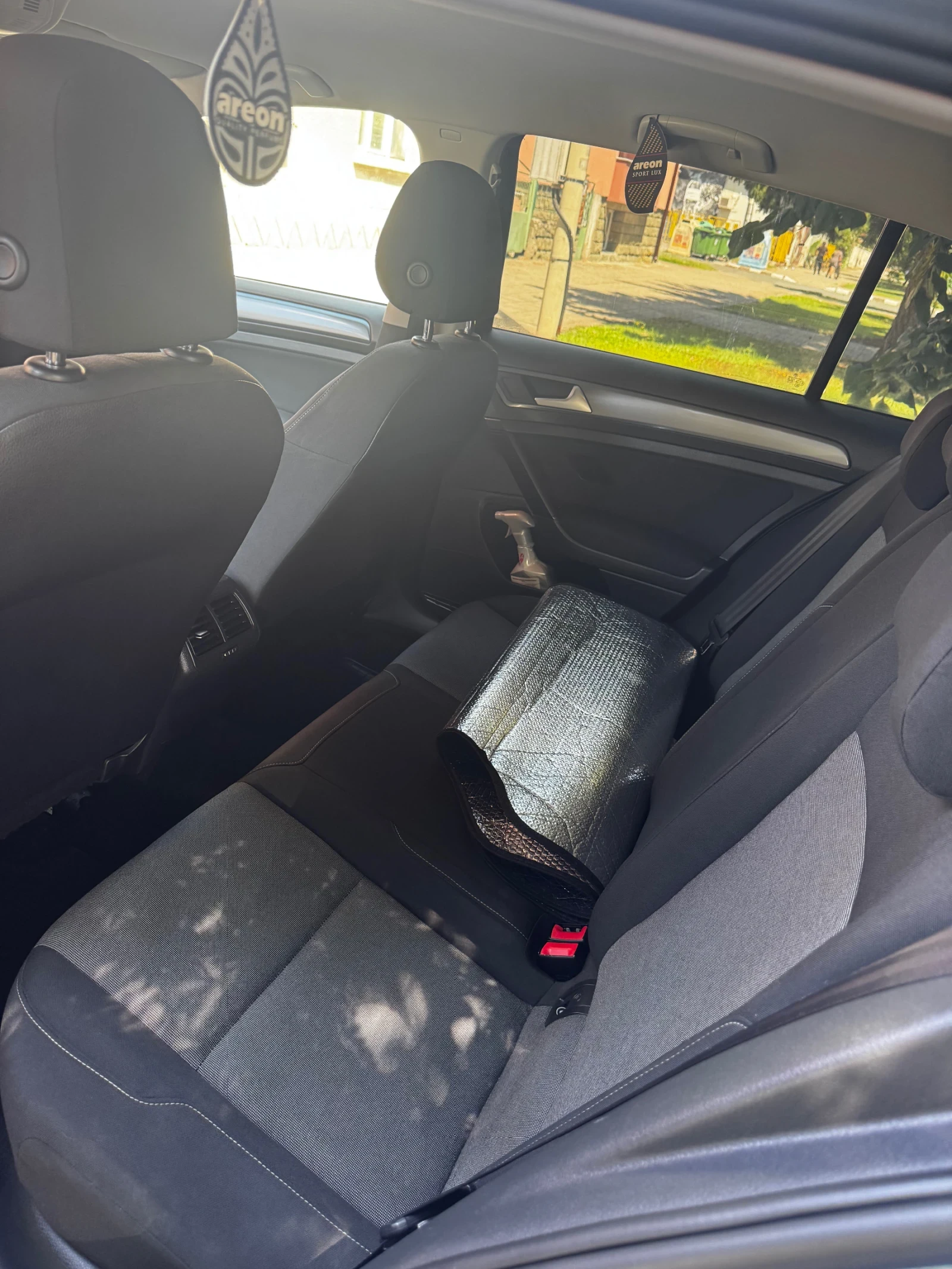 VW Golf 1.2 tsi, снимка 6 - Автомобили и джипове - 55422246