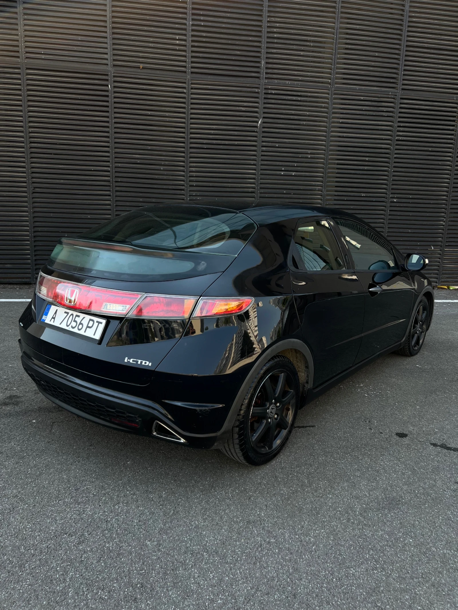Honda Civic 2, 2 I-CDTI, снимка 4 - Автомобили и джипове - 55556914
