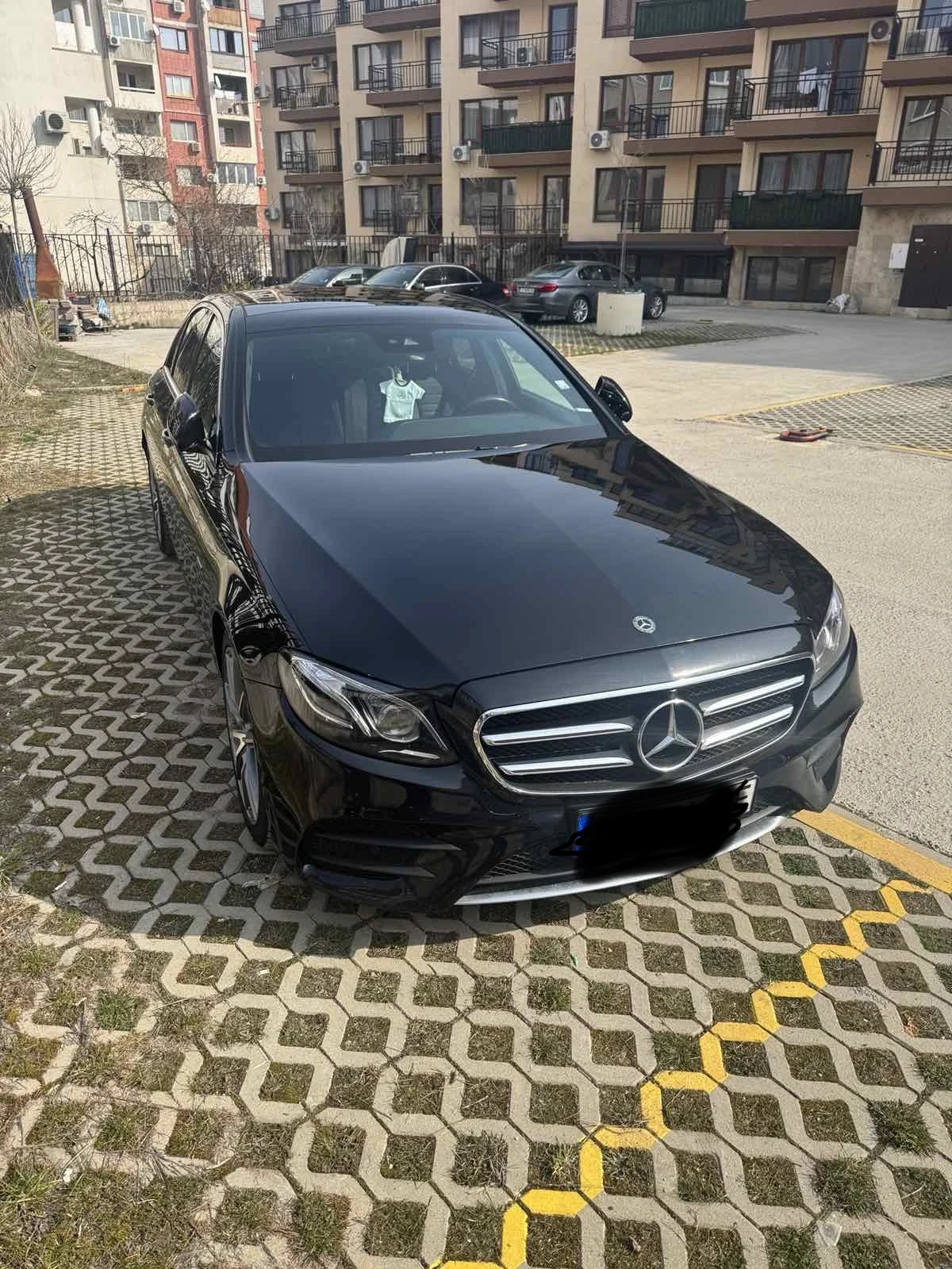 Mercedes-Benz E 220 W-213 AMG-LINE
