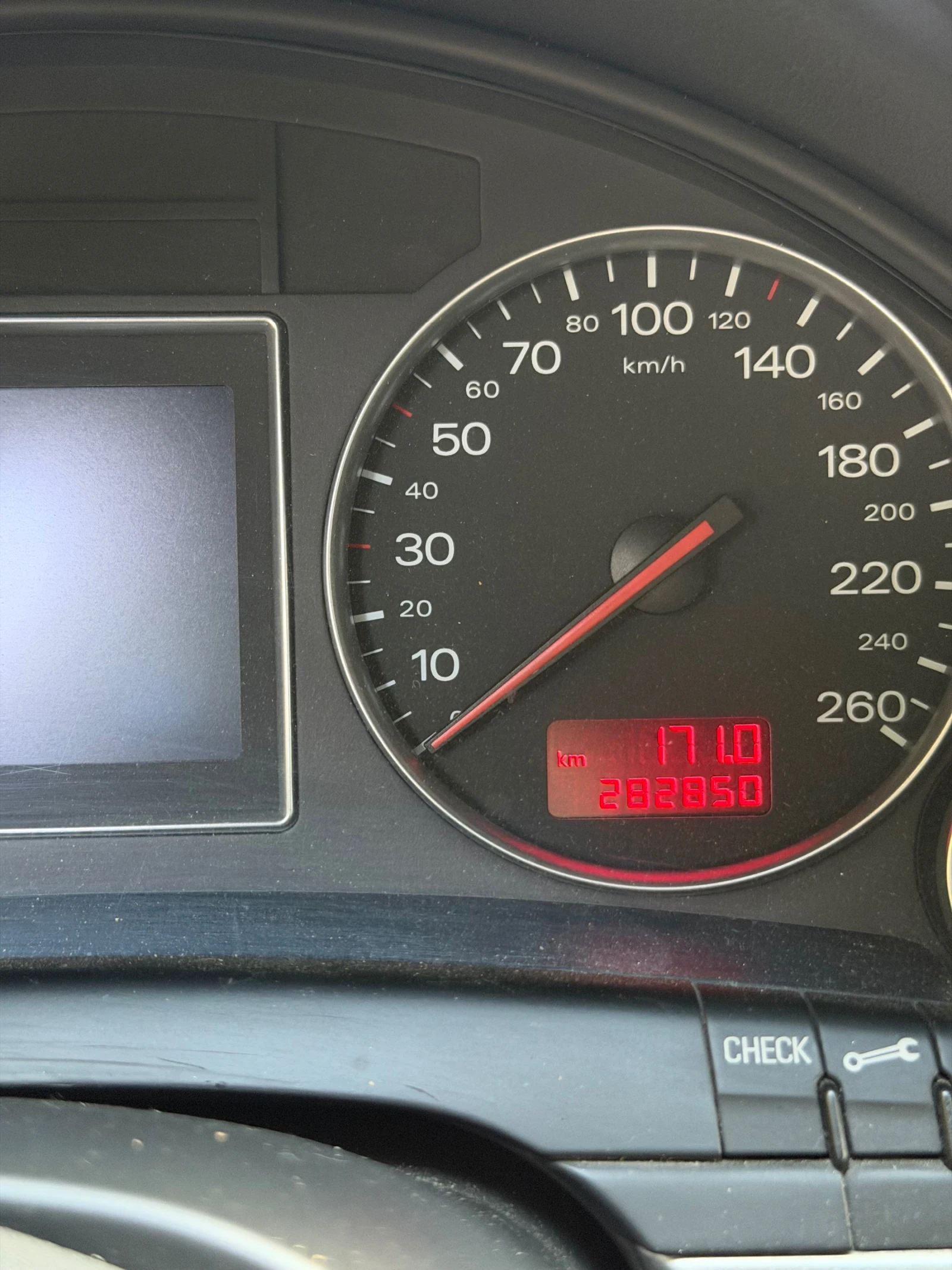 Audi A4 b6, снимка 5 - Автомобили и джипове - 56047876