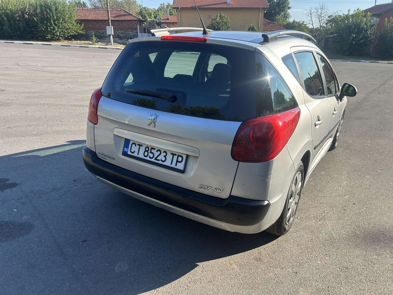 Peugeot 207, снимка 6 - Автомобили и джипове - 56120569