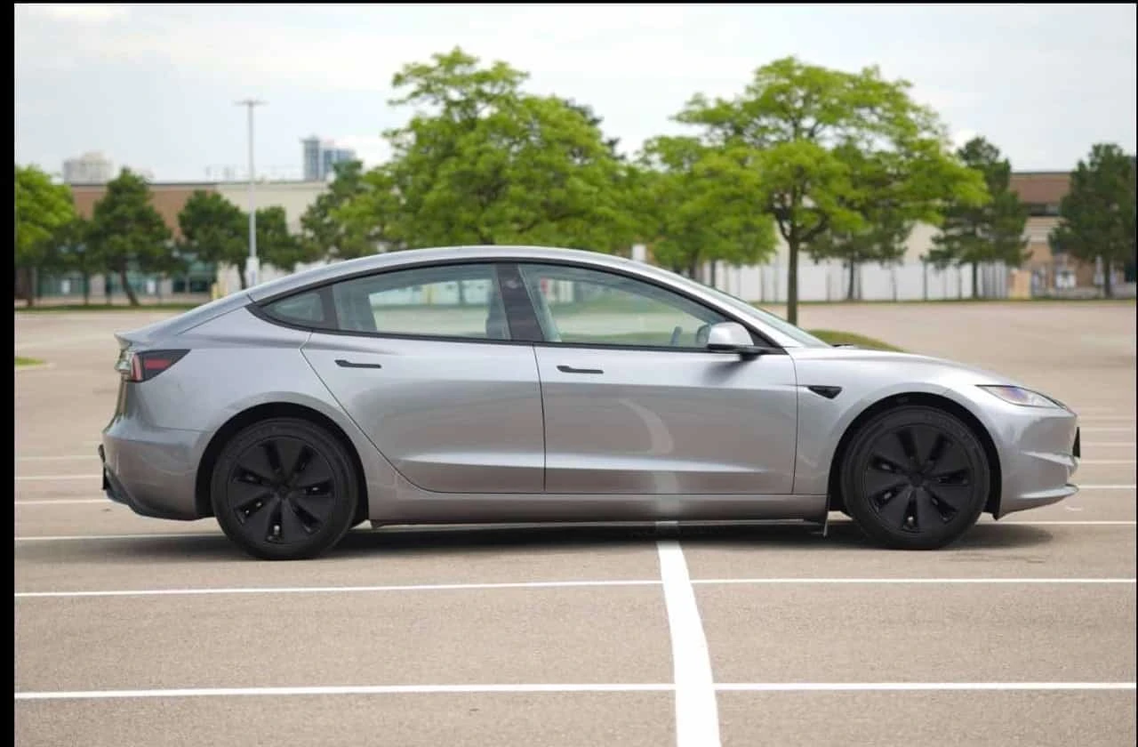 Tesla Model 3 * RWD * CARFAX * ��� ������������ ������ | Mobile.bg � ����������� 3