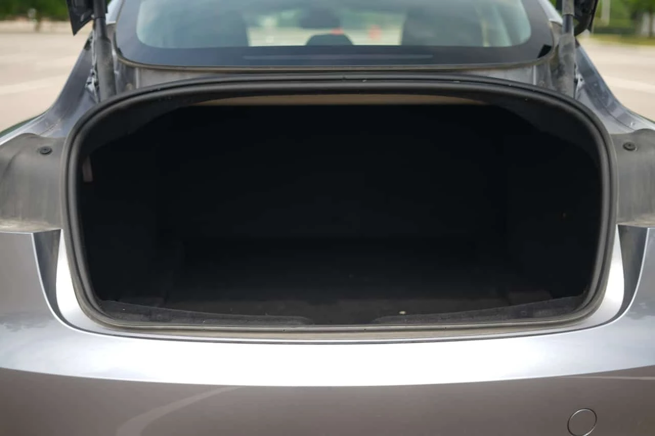 Tesla Model 3 * RWD * CARFAX * ��� ������������ ������ | Mobile.bg � ����������� 15