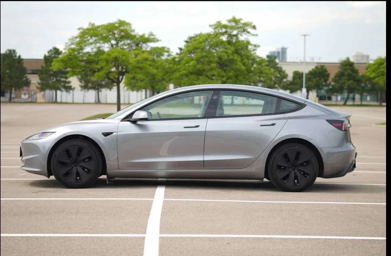 Tesla Model 3 * RWD * CARFAX * ��� ������������ ������ | Mobile.bg � ����������� 2