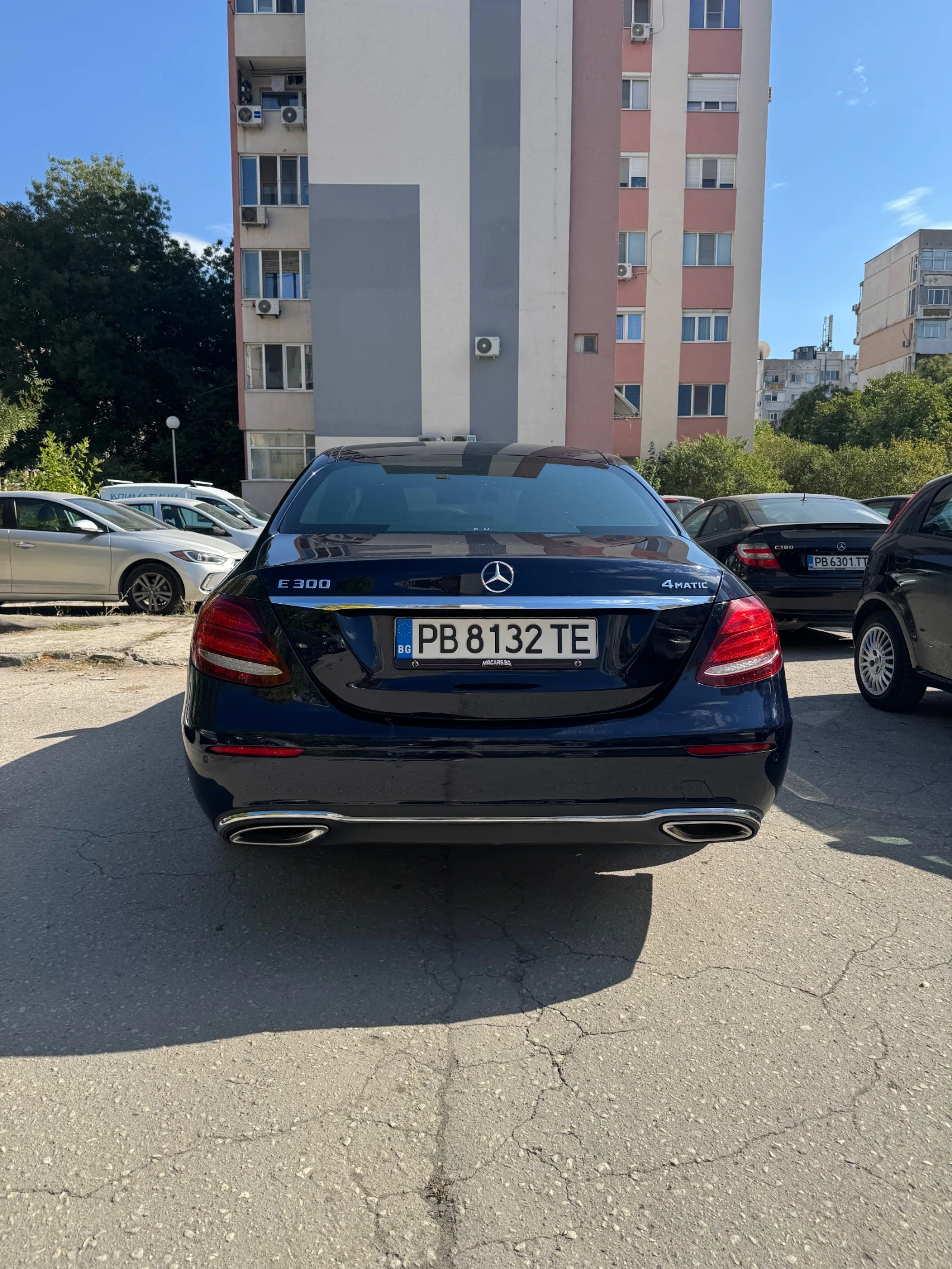Mercedes-Benz E 300 4 matic, снимка 6 - Автомобили и джипове - 56440088
