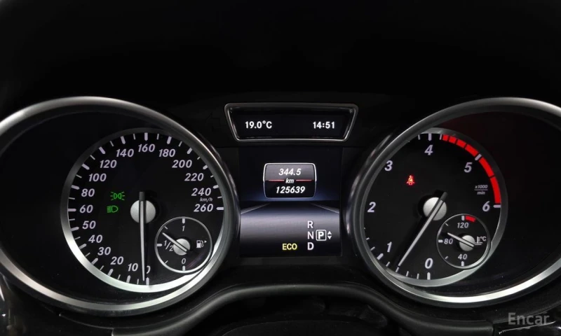 Mercedes-Benz ML 350, снимка 8 - Автомобили и джипове - 53023820