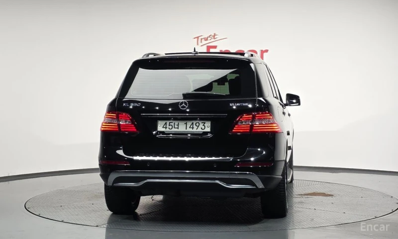 Mercedes-Benz ML 350, снимка 4 - Автомобили и джипове - 53023820