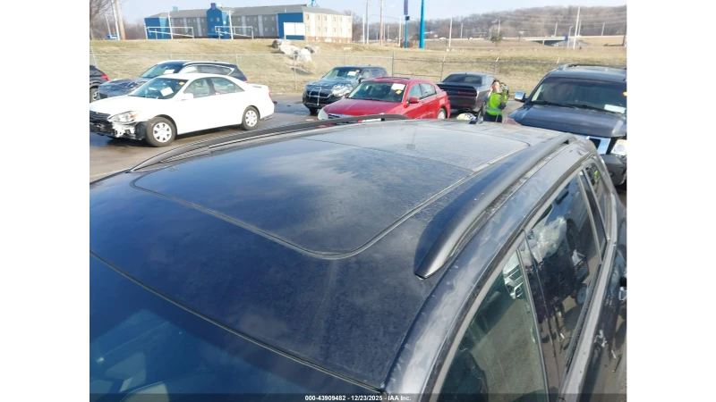 VW Tiguan R-LINE* PANORAMA* , снимка 7 - Автомобили и джипове - 53419632