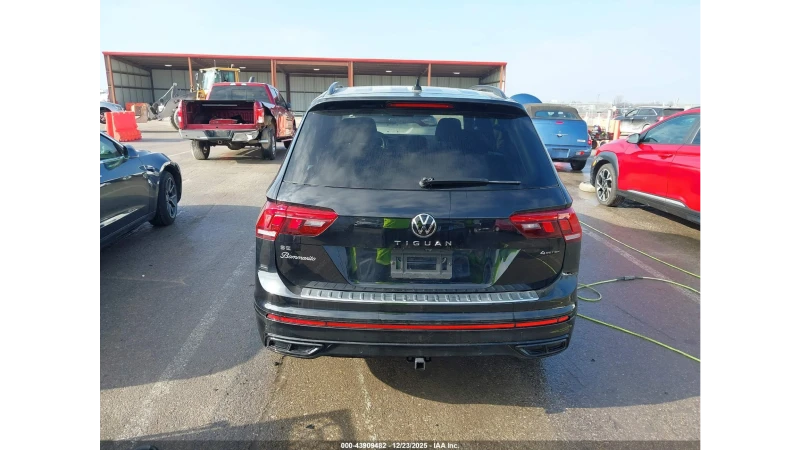 VW Tiguan R-LINE* PANORAMA* , снимка 4 - Автомобили и джипове - 53419632