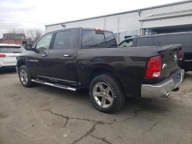 Dodge RAM 1500, снимка 2 - Автомобили и джипове - 48773153