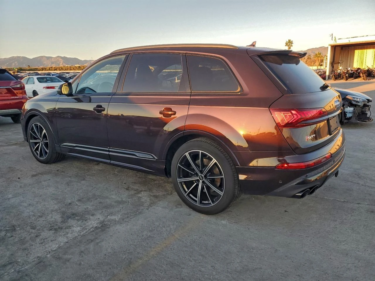 Audi SQ7 * SQ7 PREMIUM PLUS* БЕЗ УДАР*  - изображение 5