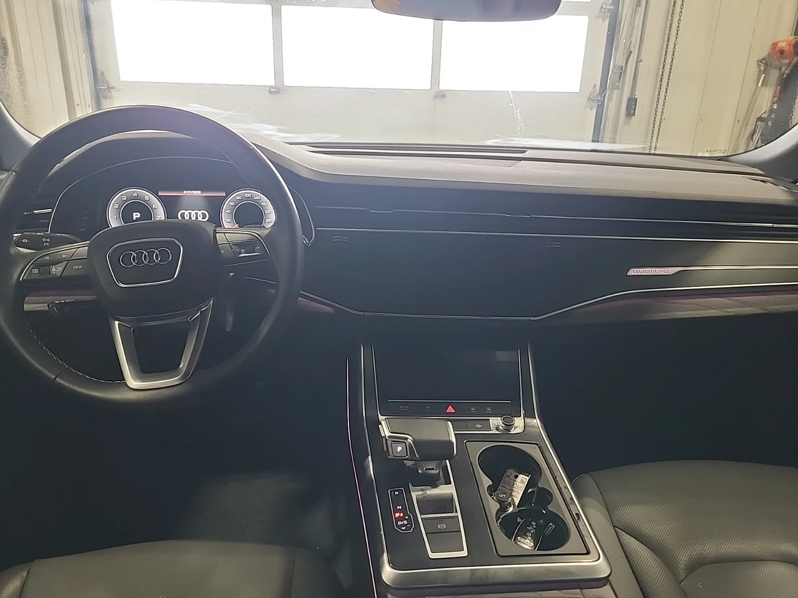 Audi Q8 Progressiv * CARFAX * АВТО КРЕДИТ * ЦЕНА ДО БГ * , снимка 10 - Автомобили и джипове - 54444493