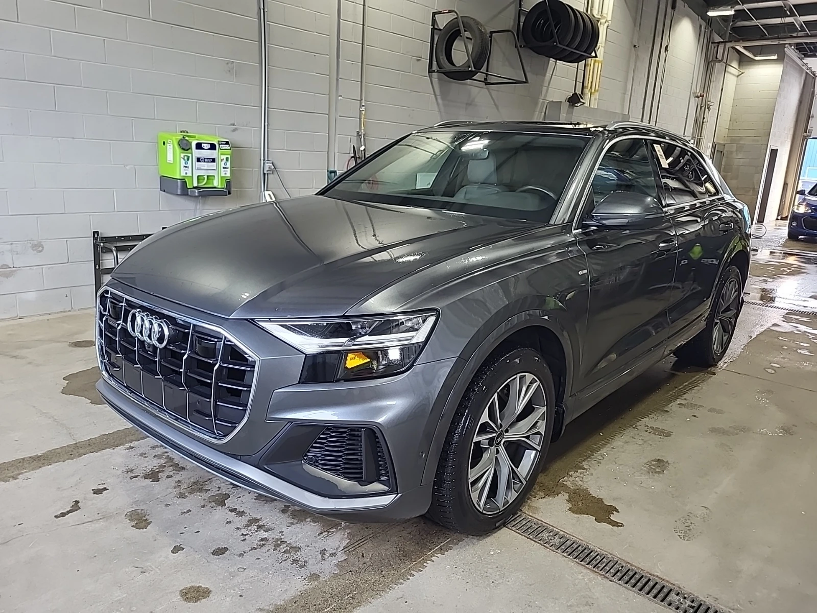 Audi Q8 Progressiv * CARFAX * АВТО КРЕДИТ * ЦЕНА ДО БГ * 