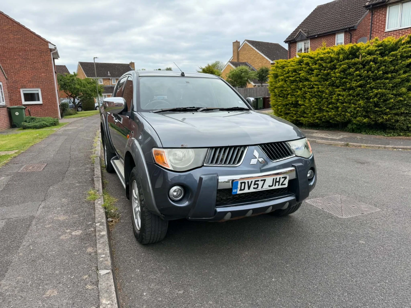 Mitsubishi L200