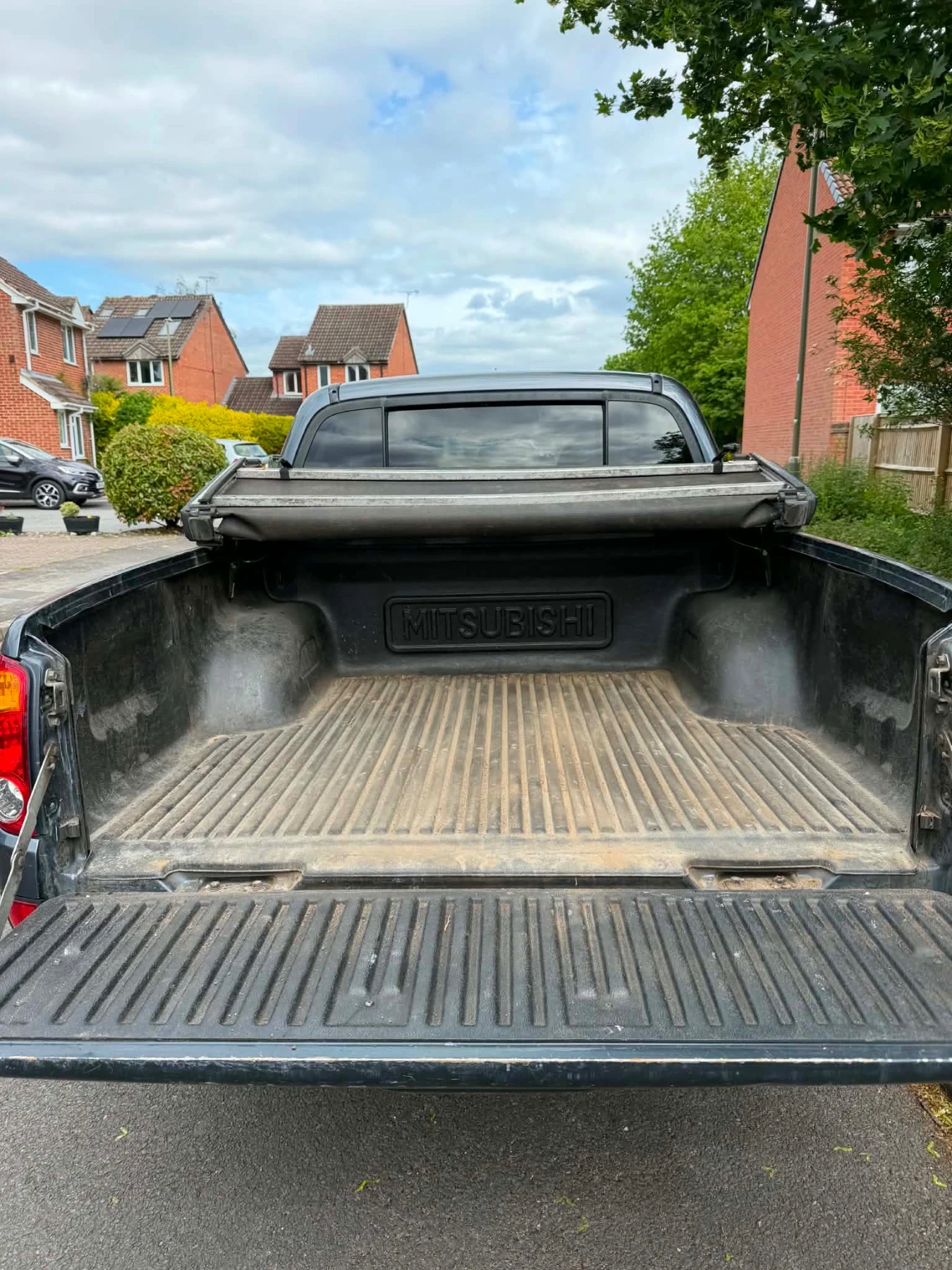Mitsubishi L200, снимка 10 - Автомобили и джипове - 54552152