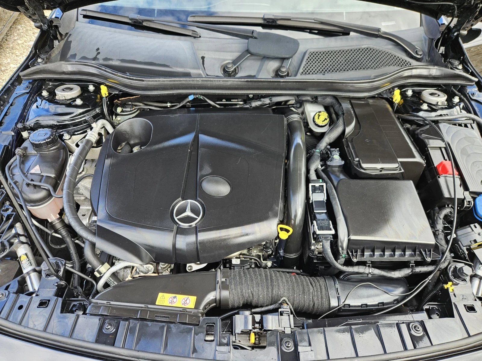 Mercedes-Benz GLA 220 2.2-136ks-4x4, снимка 17 - Автомобили и джипове - 54660398