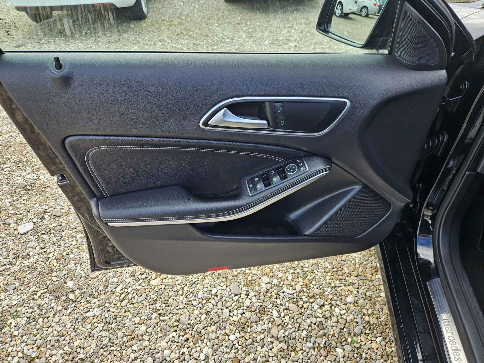 Mercedes-Benz GLA 220 2.2-136ks-4x4, снимка 6 - Автомобили и джипове - 54660398