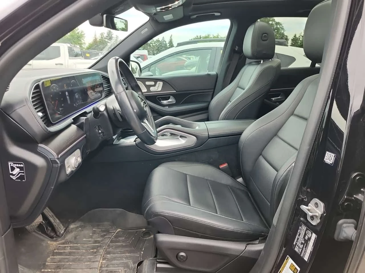 Mercedes-Benz GLE 350 * CARFAX * 2 КЛЮЧА * ПАНОРАМА * АВТОКРЕДИТ * , снимка 8 - Автомобили и джипове - 55007752