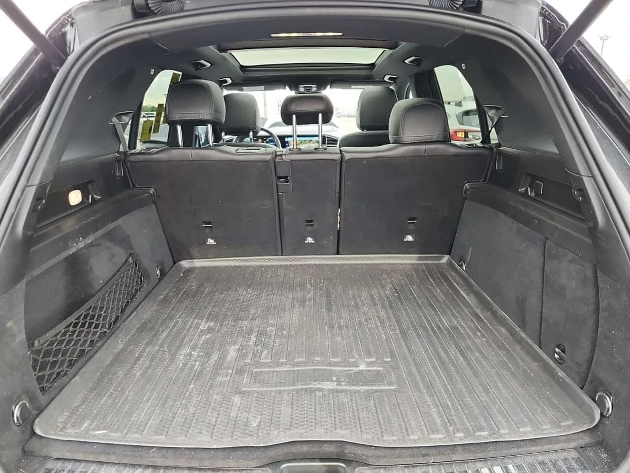 Mercedes-Benz GLE 350 * CARFAX * 2 КЛЮЧА * ПАНОРАМА * АВТОКРЕДИТ * , снимка 14 - Автомобили и джипове - 55007752
