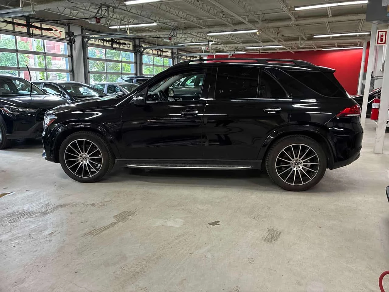 Mercedes-Benz GLE 350 BURMESTER/ПАНОРАМА/360/HUD, снимка 3 - Автомобили и джипове - 55064896
