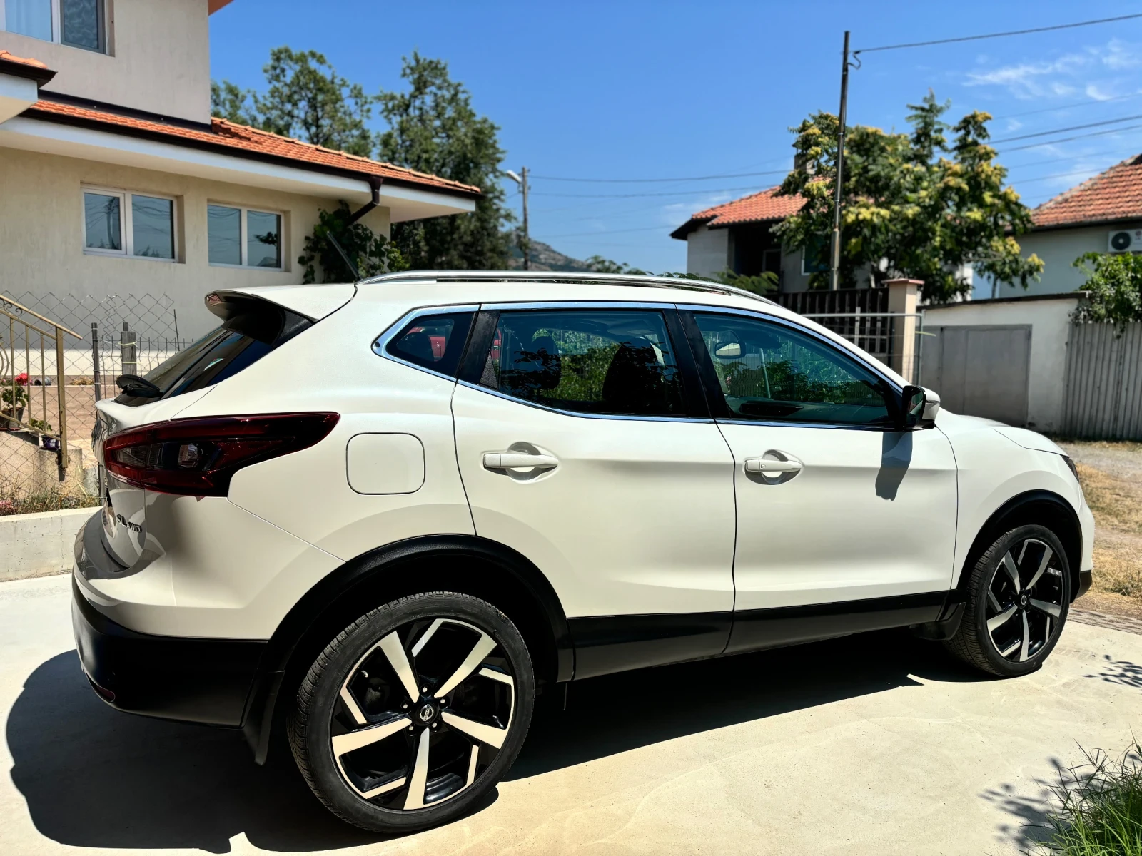 Nissan Qashqai SL AWD | Mobile.bg � ����������� 4