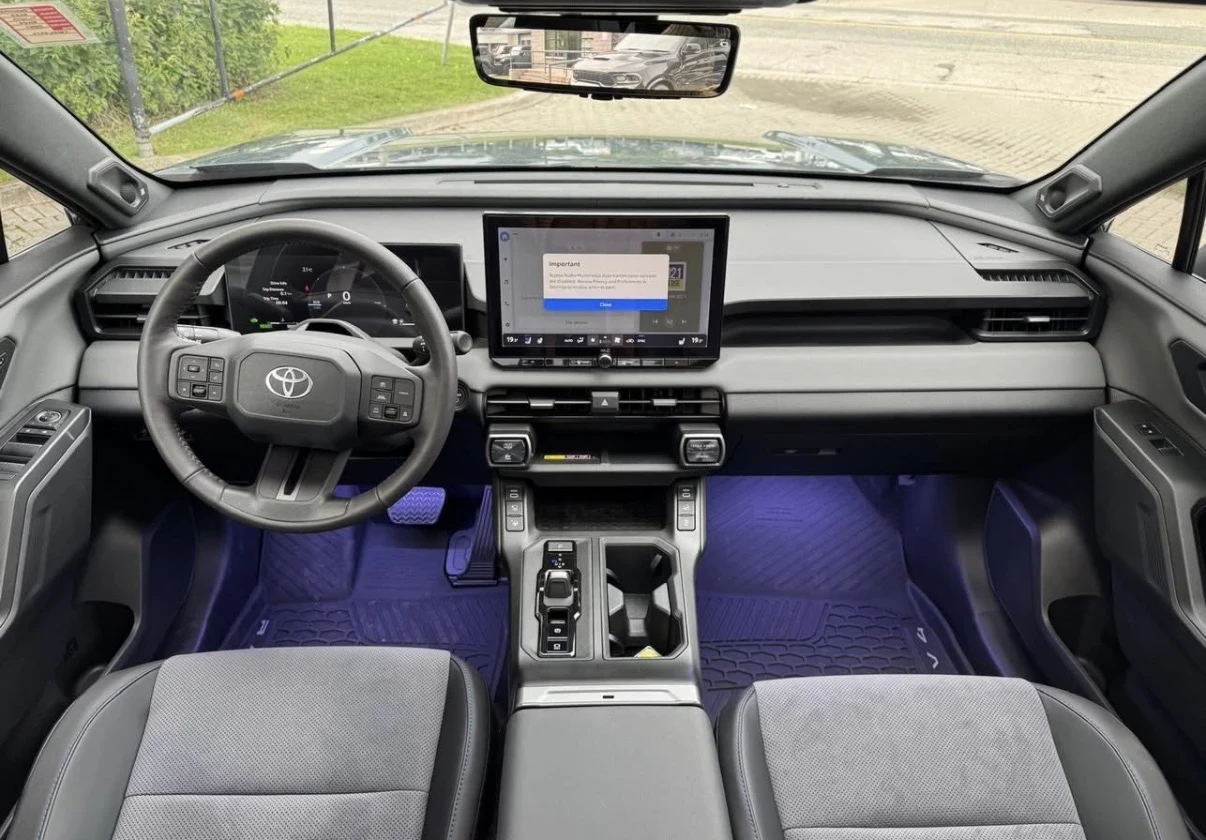 Toyota Rav4 HYBRID XSE * ОБДУХВАНЕ * 360 КАМЕРА * AWD * , снимка 12 - Автомобили и джипове - 55962667