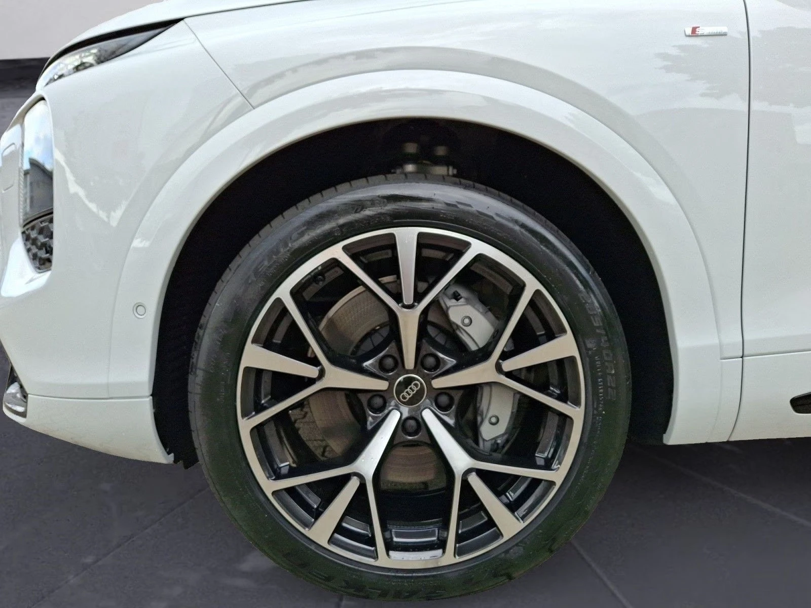 Audi Q7 TDI * NEW 2026* S-LINE 360-CAM PANORAMA 7-МЕСТЕН, снимка 6 - Автомобили и джипове - 56119992