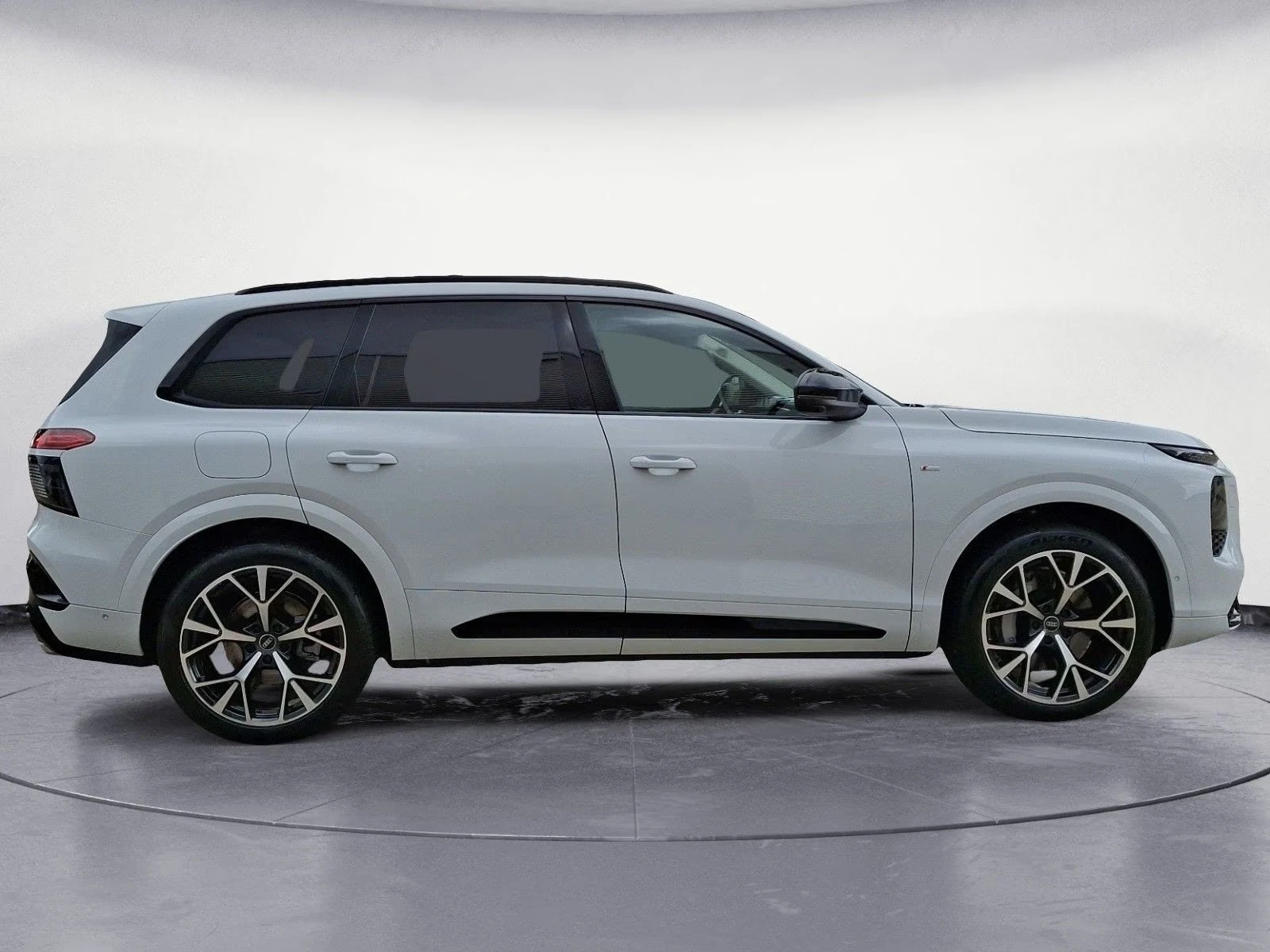 Audi Q7 TDI * NEW 2026* S-LINE 360-CAM PANORAMA 7-МЕСТЕН, снимка 5 - Автомобили и джипове - 56119992