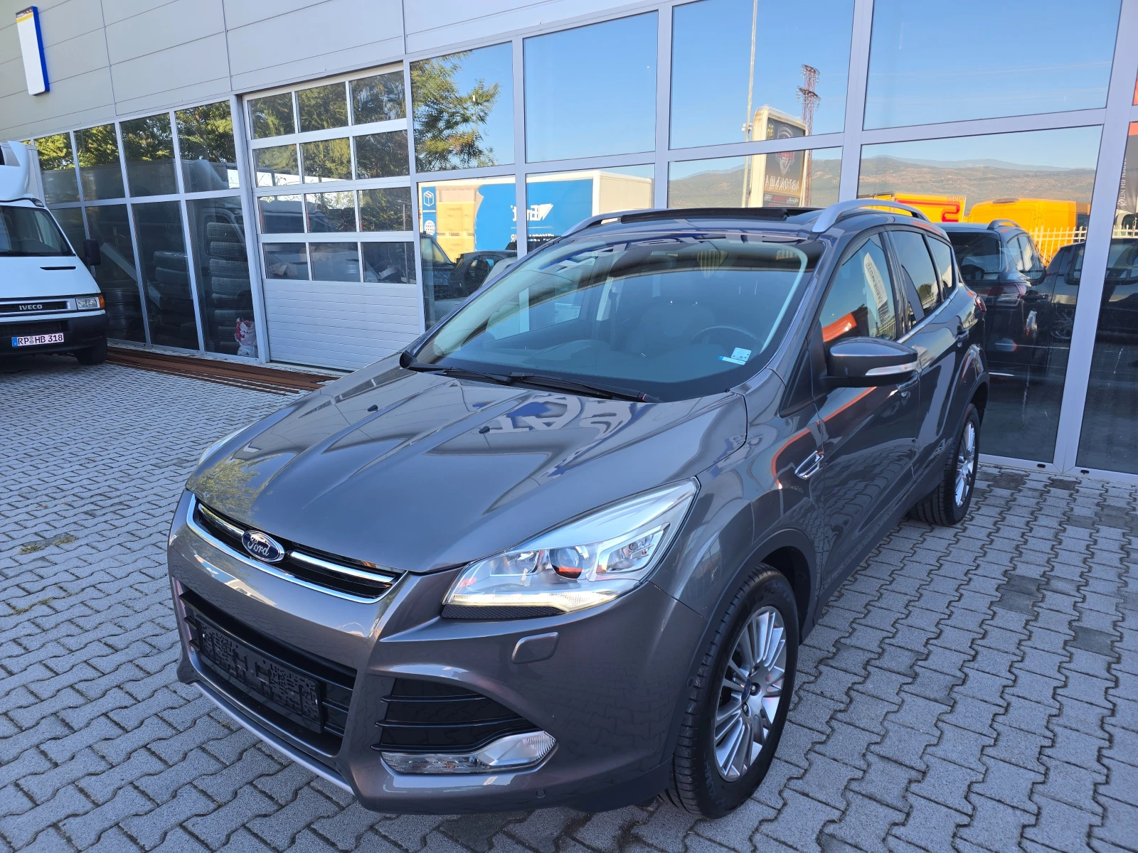 Ford Kuga Автоматик !!80000км!!!!!!!!!!!, снимка 5 - Автомобили и джипове - 56365171